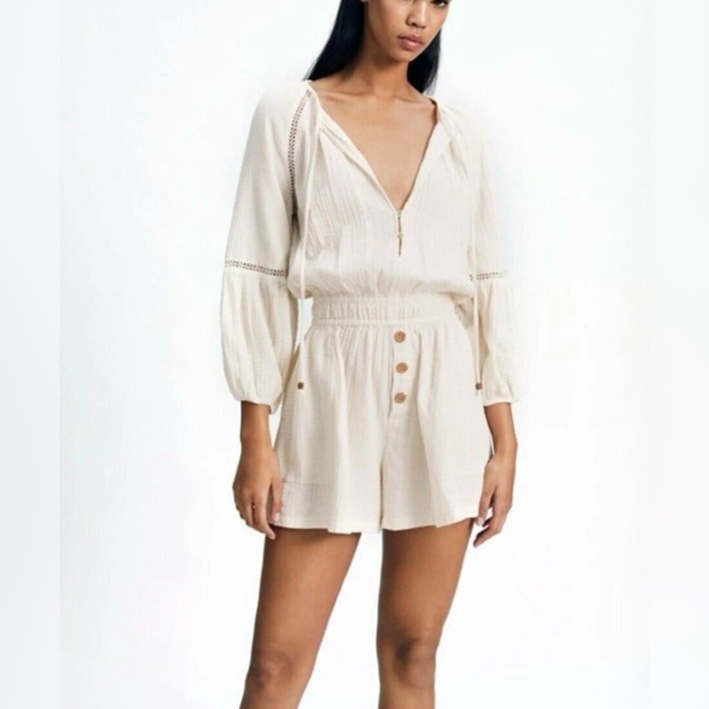 2/$20 - Zara Beach / Natural Ecru Shorts Romper with pockets  - Resort Wear